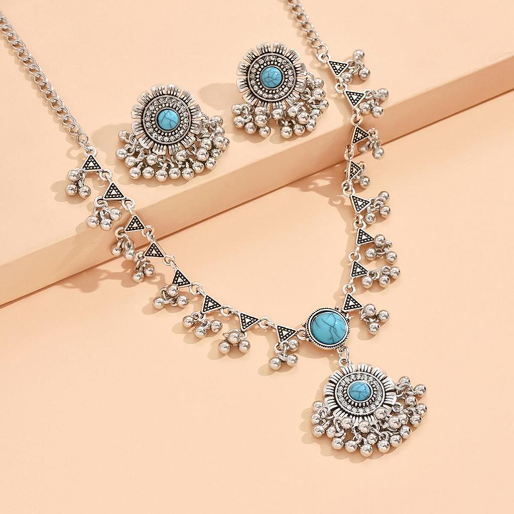 Retro Gemstone Bead Jewelry Set: Indian Ethnic Style Earrings & Necklace