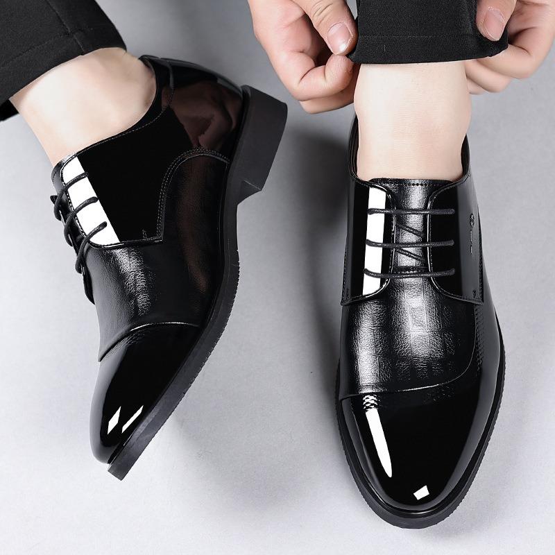 Fashion British Leather Business Men's Dress Shoes Designer Soft-soled Brogue Shoes for Men Fashion Light Pointed-toe Wedding Shoes Male