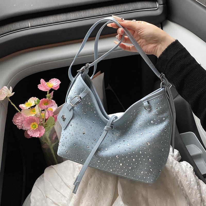 

Summer new fashion women s bags, hot diamonds, gypsy stars, mother and child bags, one shoulder oblique span bags, popular denim bags синій
