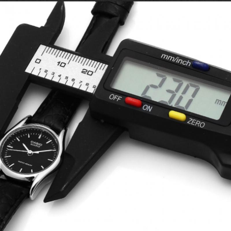 Casio Montre analogique Sat pour étudiantes en cuir LTP 1094E 1ARDF LTP 1094E 1A