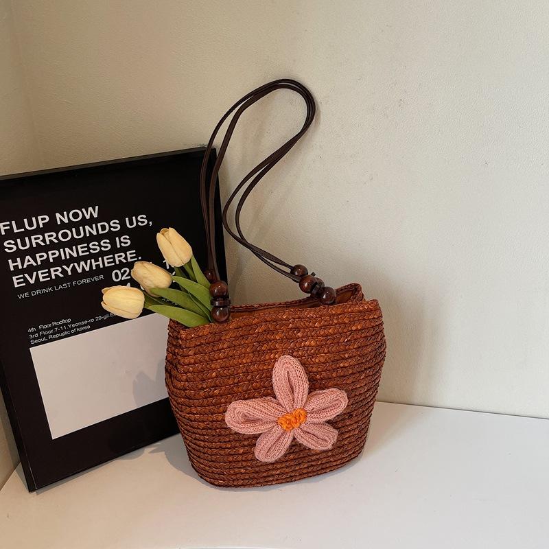 

Spring New Large Capacity Fashi Straw Shoulder Bag Women Simple Beach Bag Vacati Woven Fashiable and Versatile Handbags