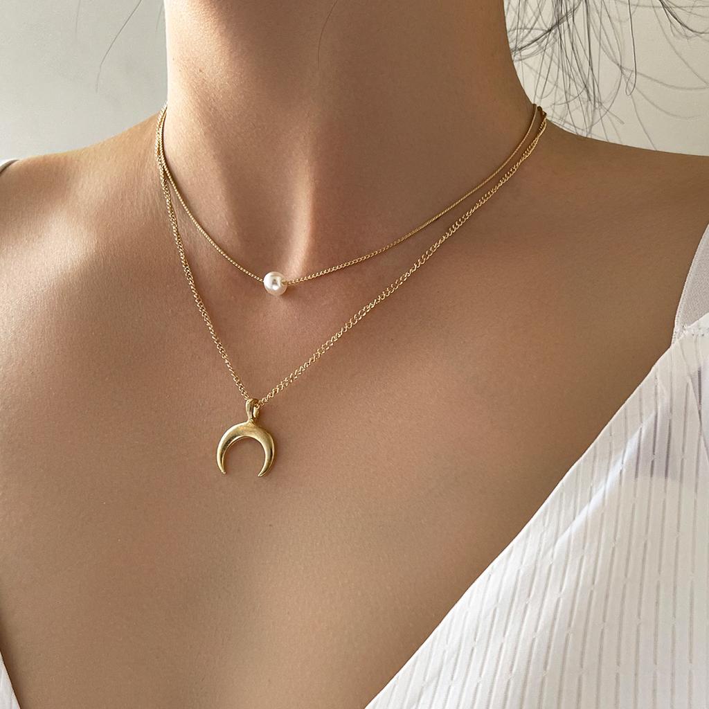 Moon double necklace Female tide Internet celebrity niche design collarbone chain Cold wind crescent pendant necklace 1