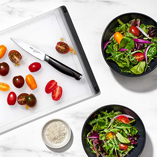 OXO Resin Cutting Board, Medium, 22.7 x 32.7 cm, Dishwasher and Dryer Safe, Bleach Safe, Non-Slip, Moisture-Catching Grooves, Double-Sided