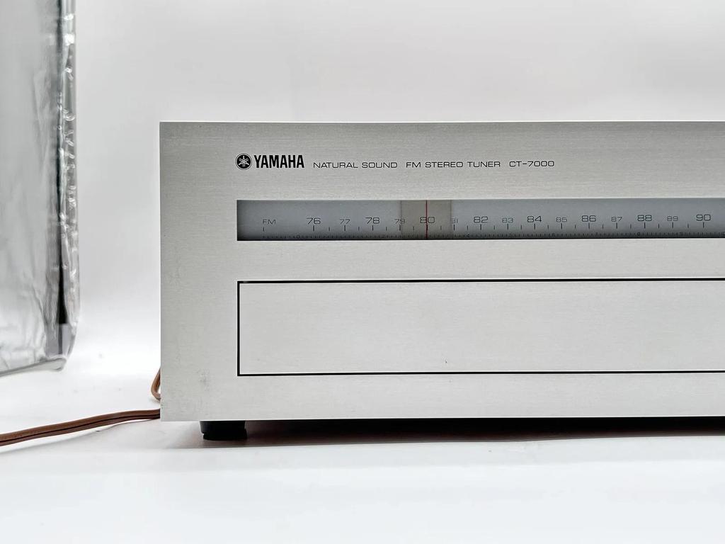 Yamaha CT-7000 FM Stereo Tuner Vintage