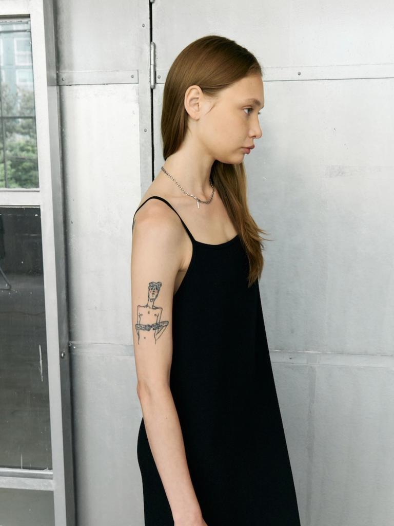 Opeuniseu Sleeveless Knit Dress