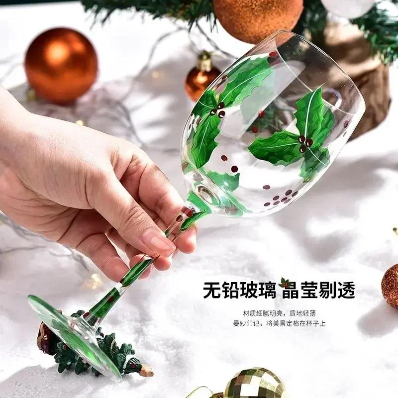 1pcs Christmas Series Red Wine Glasses Festival Cartoon Pattern Crystal Glass Cup Christmas Party Red Wine Champagne Glasses