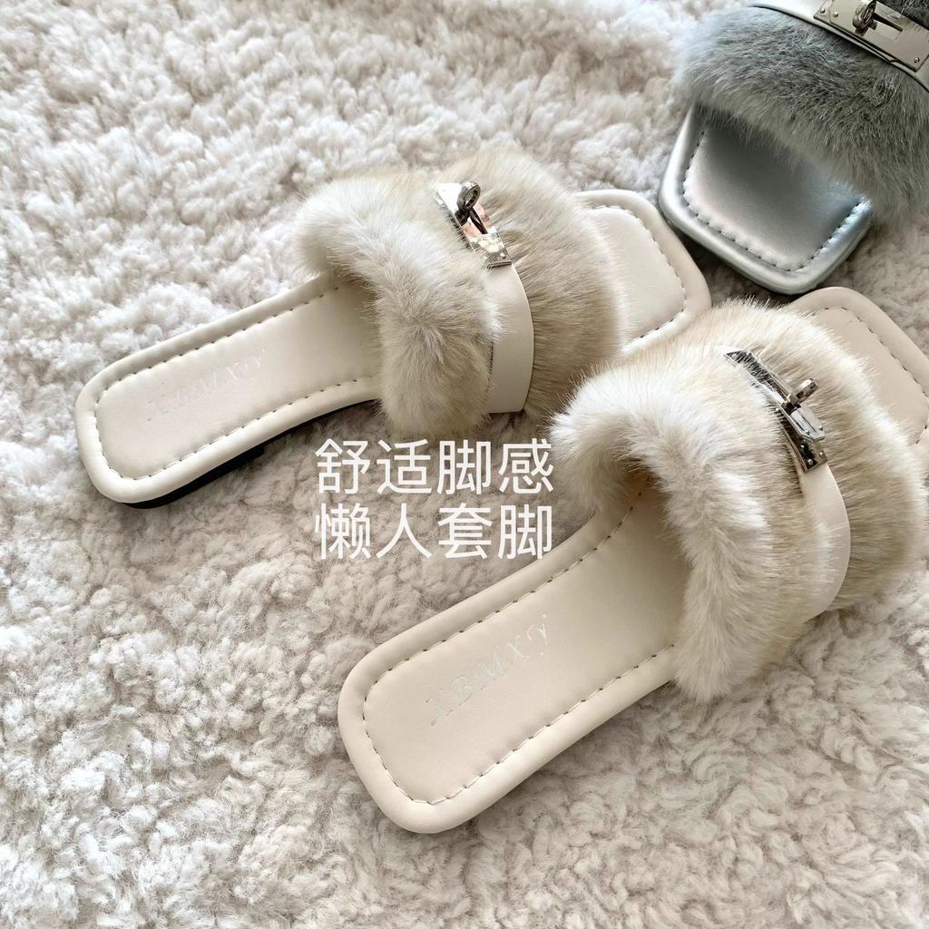 Quiet Luxury Daughter Feeling~ Temperament Sister Old Money Wind Fluffy Slippers Female Lady Lazy Drag Wear 2025 New Models