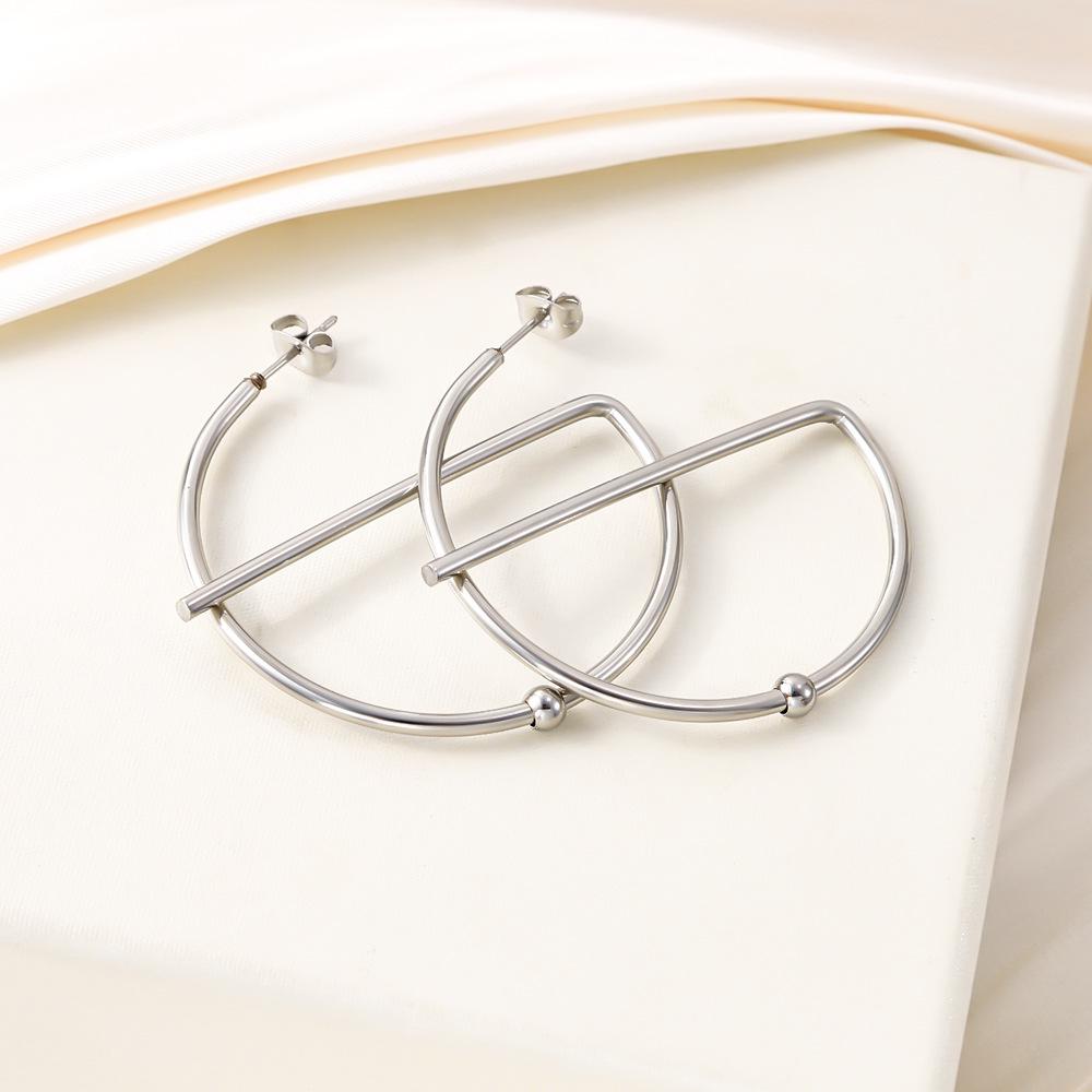 European & American Hollow Circle Bar Earrings – Fashionable, Stylish Studs for Women