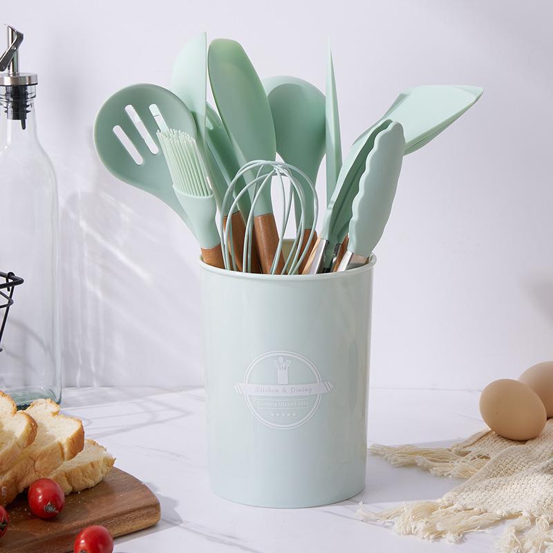 Food Grade Silicone Kitchenware 12 Piece Set High Temperature Resistant Wooden Handle Set With Storage Tube Kitchen Tools