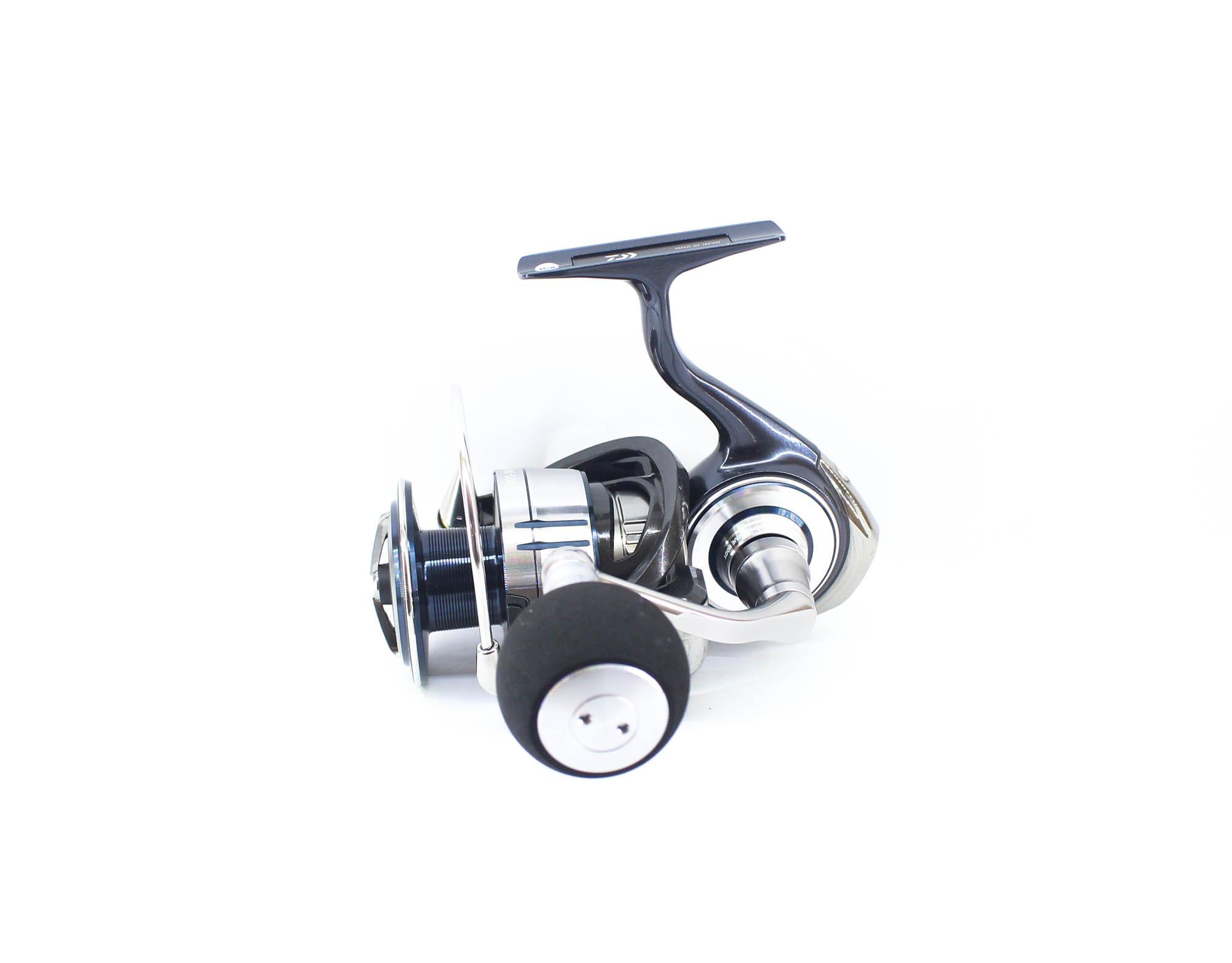 

Daiwa Reel Spinning 21 Certate SW G 6000-XH (7458)