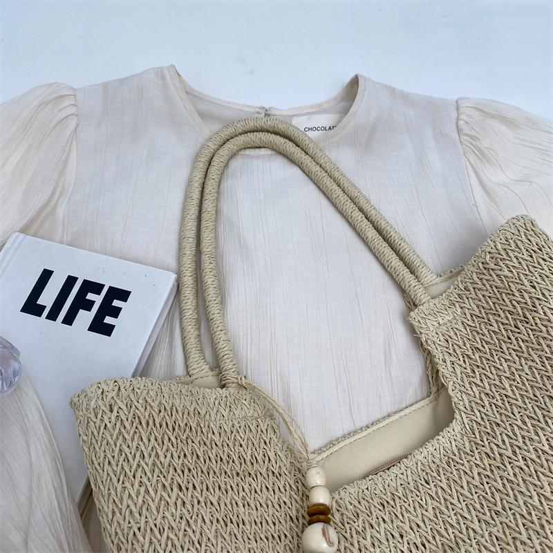 Woven Straw Tote Bag for Women Summer Beach Handbag with Tassel Decor Fashion Casual Carryall