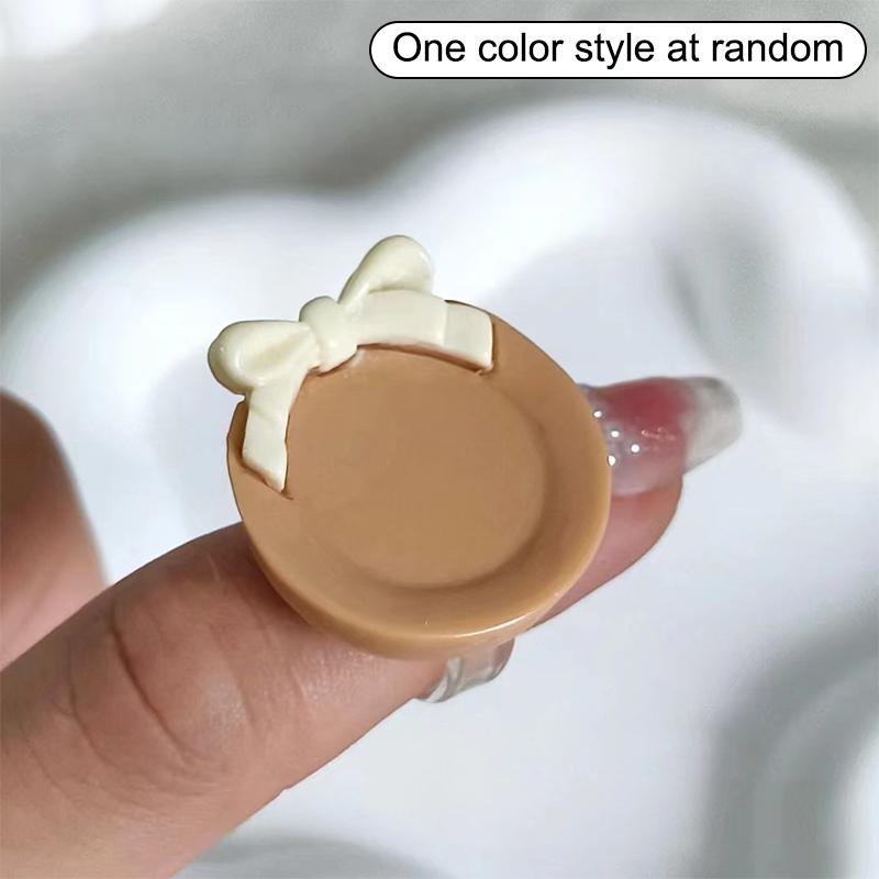1Pcs New Design Cute Resin Ring Paint Palette Mini Portable Ins Wind Cute Finger Palette Tone Nail Tools Art Supplies