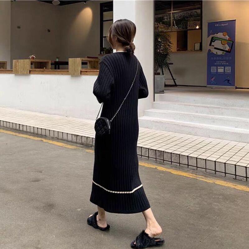 Spring New Women's Chic Design High-end Temperament Light Luxury Knitted Black Bottoming Dress