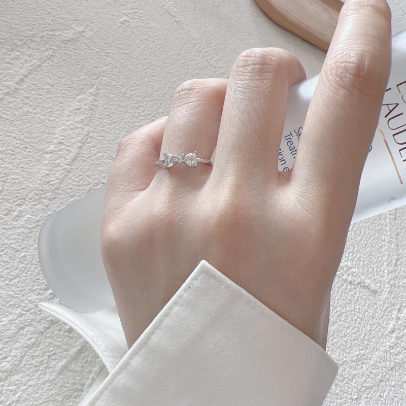 Women's Adjustable Bow Zirconia Heart Ring - Stylish Niche Jewelry Gift