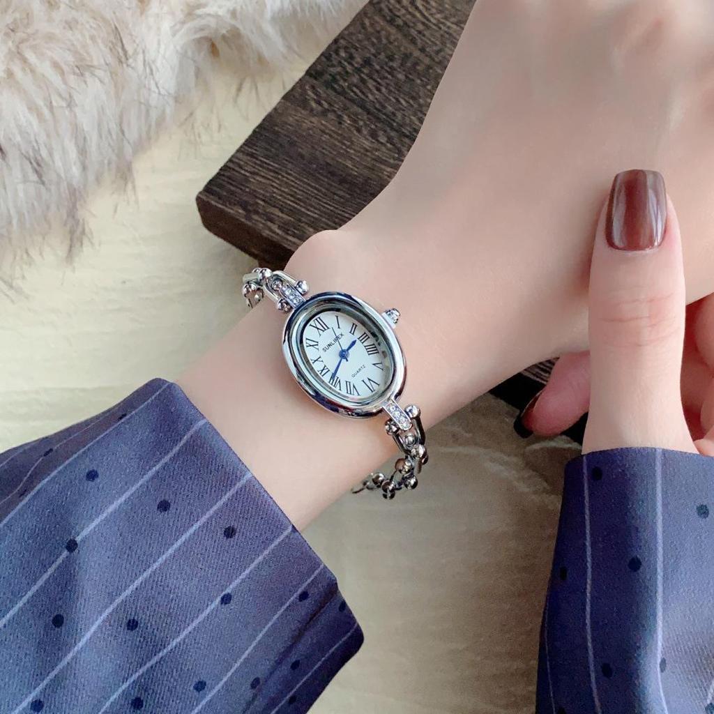 Sunlifex Women's Elegant Roman Numeral Quartz Bracelet Watch