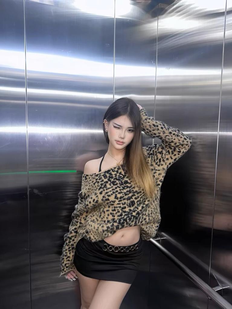 New Trendy Vintage Leopard Print V-Neck Knit Cardigan for Women, Soft and Fuzzy with Drawstring