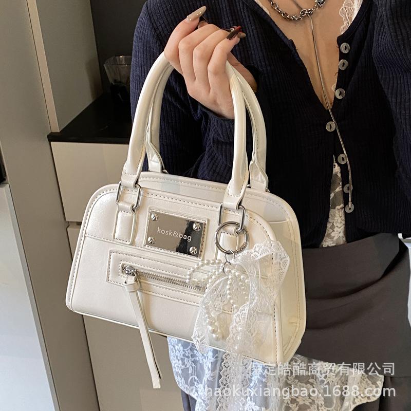 Portable Trend Tote Bag Women's 2025 Spring New Simple Casual Shoulder Bag Premium Versatile Trend Women's Bag