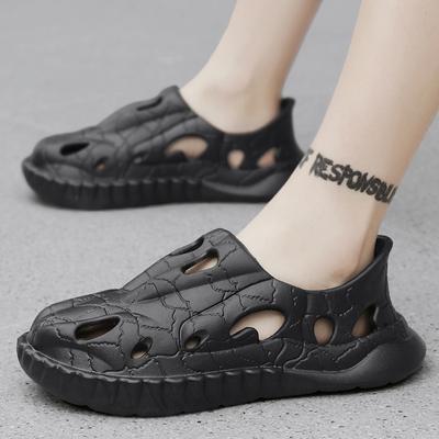 Herren Outdoor-Bekleidung Lochschuhe Lässige Rutschfeste Strandschuhe Ein-Pedal-Fahrsandalen Herren