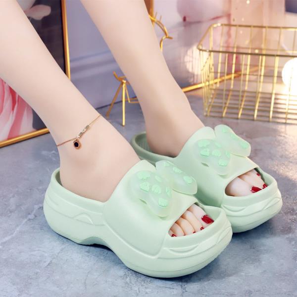 Mode Hausschuhe Plateau Hausschuhe Slides Massage Sommer Flache Schuhe Frau 2025 Hausschuhe Flaches Plateau Sommer Massage