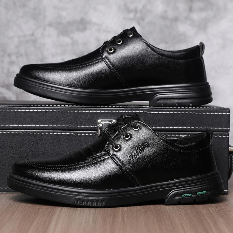 Czterosezonowe męskie buty biznesowe casualowe ze skóry z gumową podeszwą, antypoślizgowe i odporne na zużycie, z okrągłą główką, lekkie i uniwersalne buty do jazdy samochodem