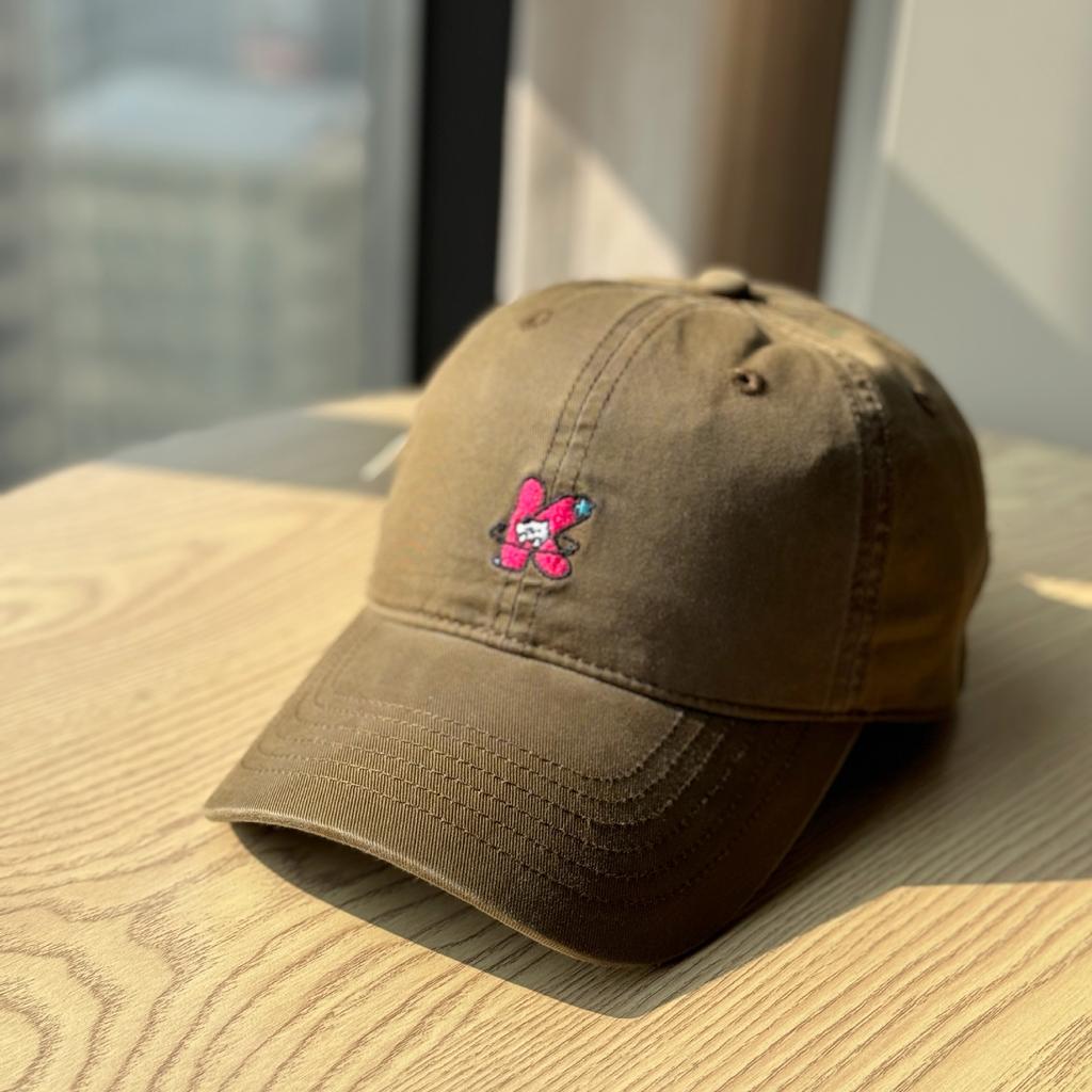 Koreanischer Stil Frühling und Sommer Weiches Oberteil Buchstabendruck K Bestickte Baseballkappe für Herren, Trendiger Outdoor-Sport Sonnenschutz, Gesichtsformend Lässig