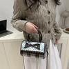 Canvas plaid sweet girl bow shoulder bag women's new fashion sweet cool shopping out messenger bag