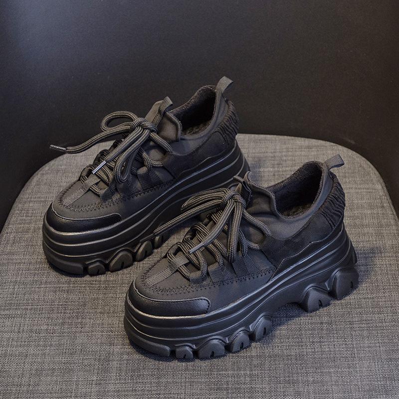 

Live stream explosion 2025 new muffin platform dad shoes women s spring and summer versatile ins tide casual velvet sports shoes 33