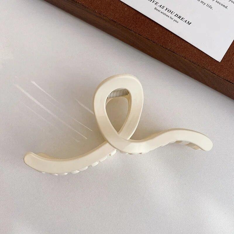 Pinces à cheveux vintage à motif géométrique creux, style crabe et requin, accessoires pour cheveux de fête pour femmes