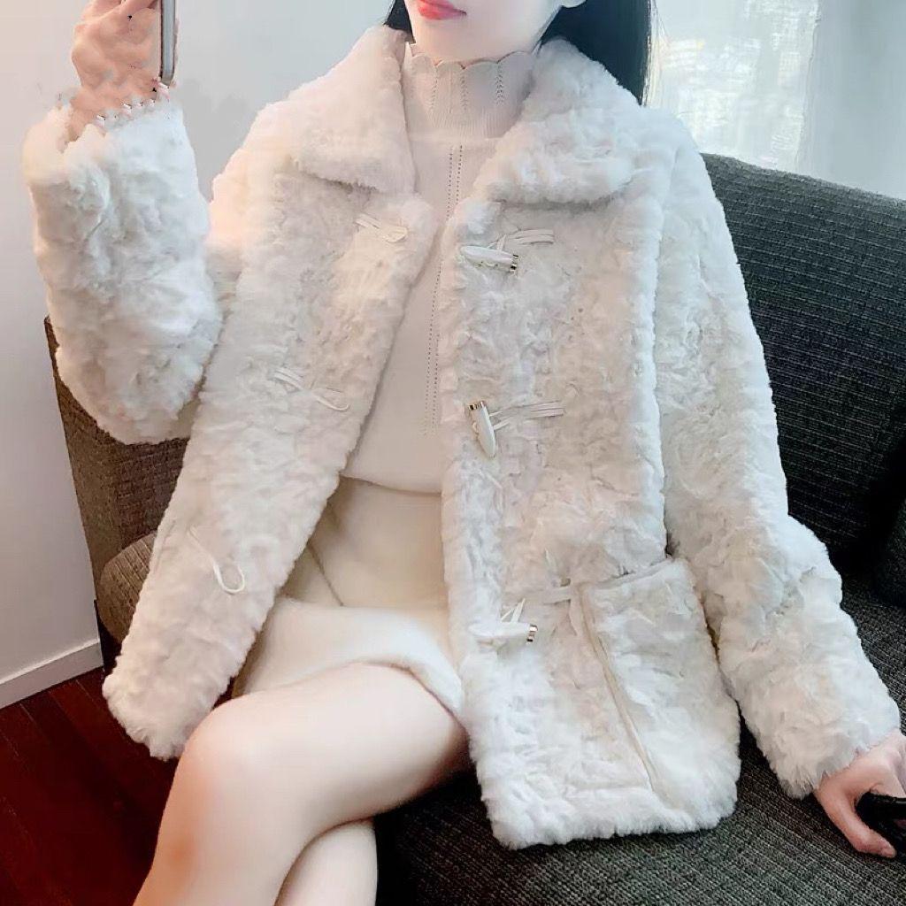 

Шерстяное пальто на флисовой подкладке: Осень/Зима 2025, Короткий стиль с овечьей шерстью, Элегантный и теплый для женщин S (under 100 kg) белый