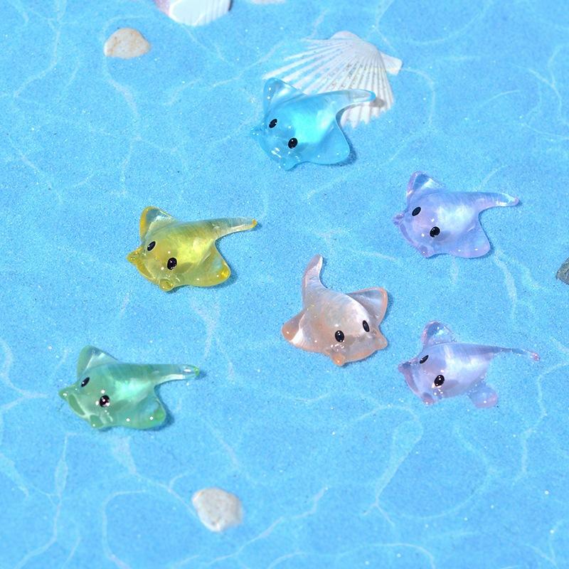 10Pcs/lot Multicolors Mini Devil Fish Miniatures Resin Ornaments Fish Tank Decoration Micro Landscape