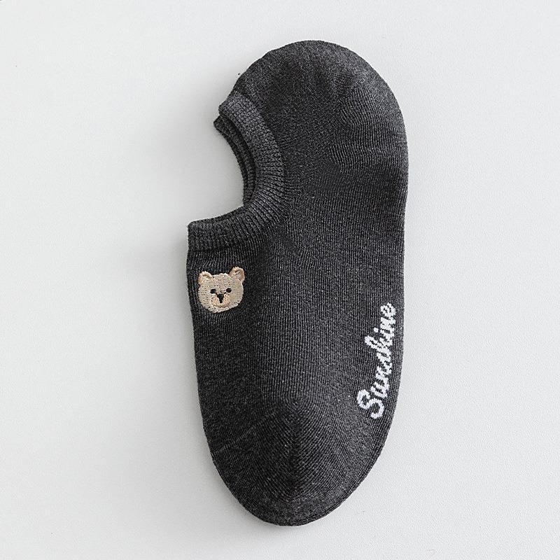 Ladies Summer Cute Cartoon Bear Embroidered Non Slip Heel Shallow Mouth Invisible Boat Socks