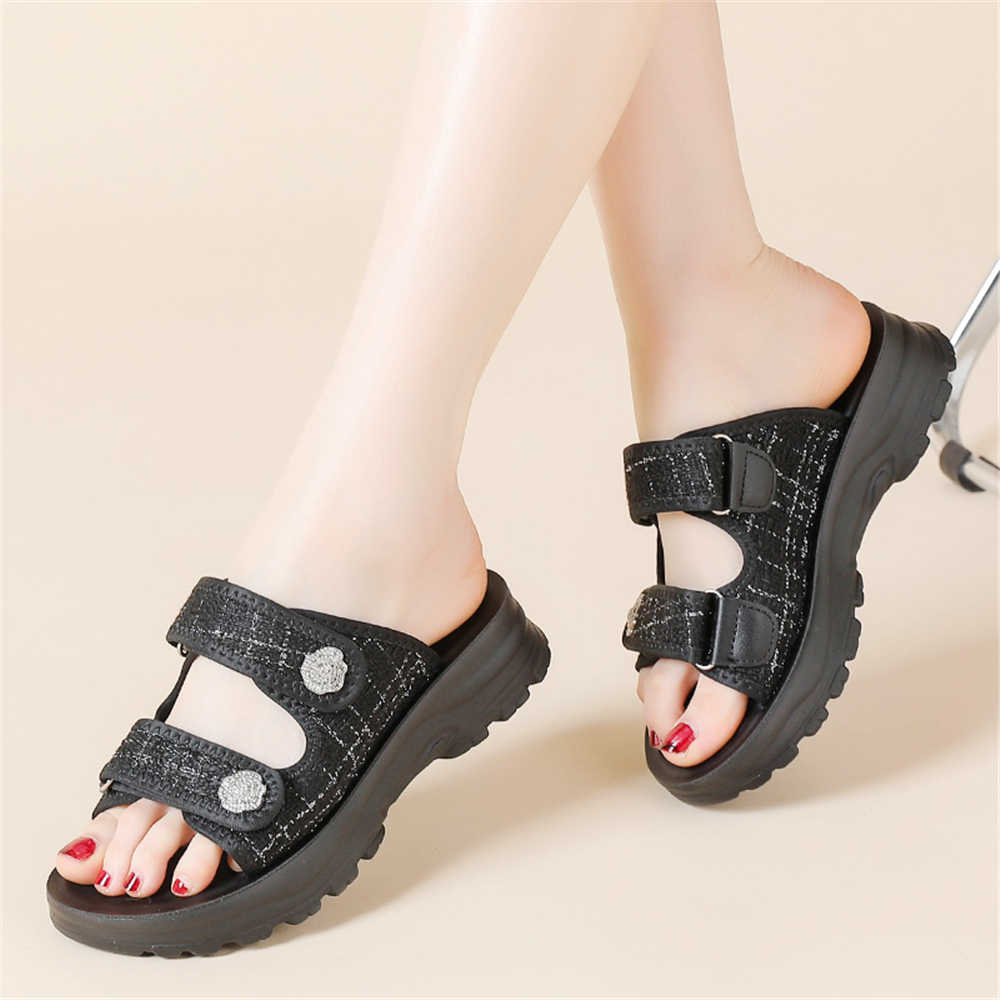 Fashion Nonslip Bath Designer Slides Womens Beach Sandals Women's Shoes Summer Slippers Sneakers Sports Second Hand Clearance