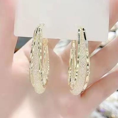 Geometric Metal Mesh Crystal Circle Earrings Exude A Sense of Luxury and Sophistication, with A Light and Luxurious Design