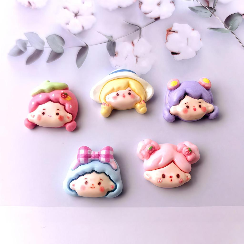 Glossy Resin Accessories: DIY Phone Case Materials, Refrigerator Magnets, Decorative Pieces, Cream Glue for Little Girls.