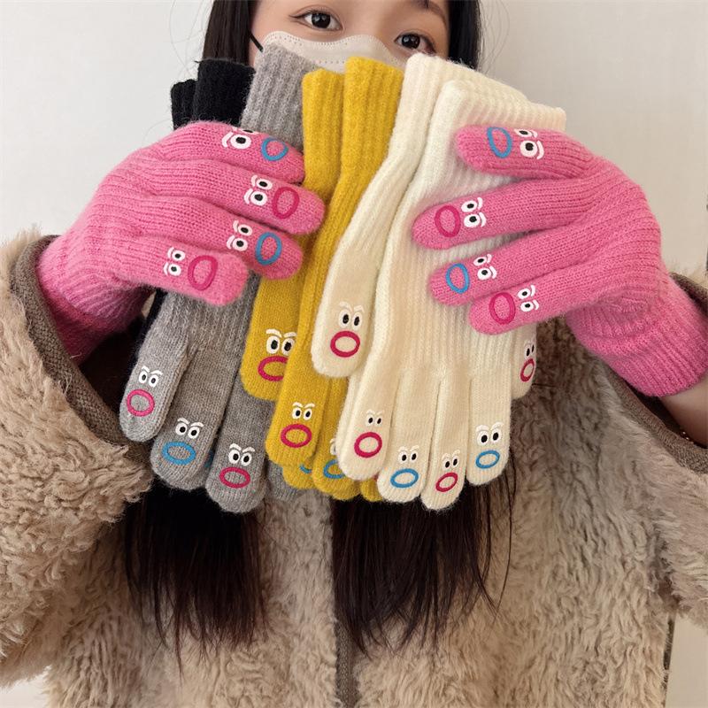 1 Pair Women'S Funny Facial Expression Knitted Gloves Full Finger Gloves Soft Crochet Mittens Cartoon Expression Driving Glove