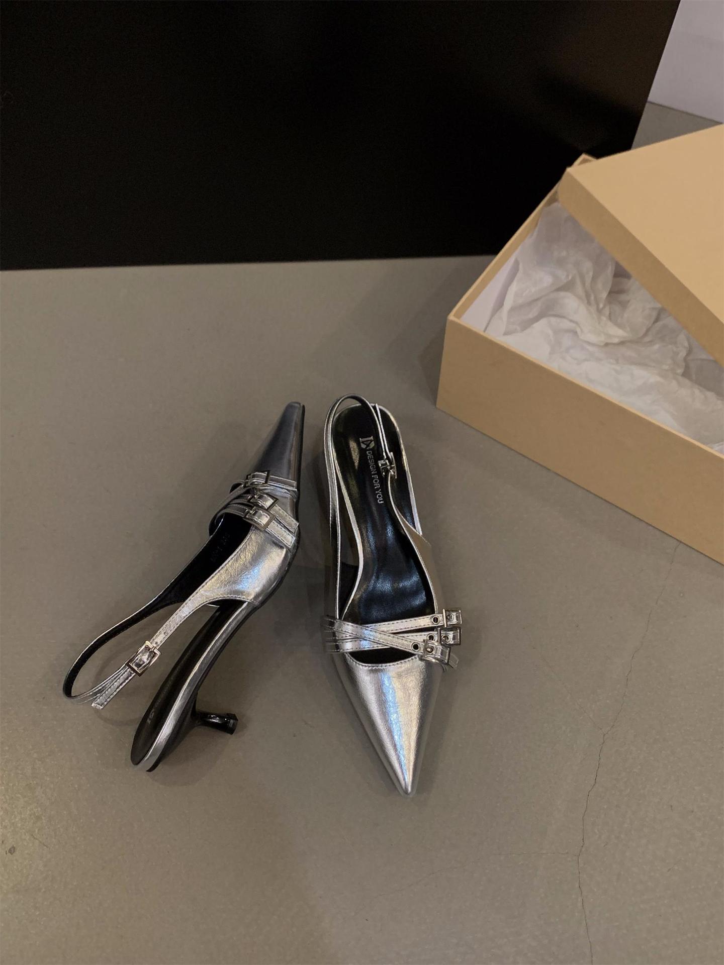 

Niche high heels red bag head sandals fairy shoes 2025 new spring and summer black French pointed single shoes 39 срібний