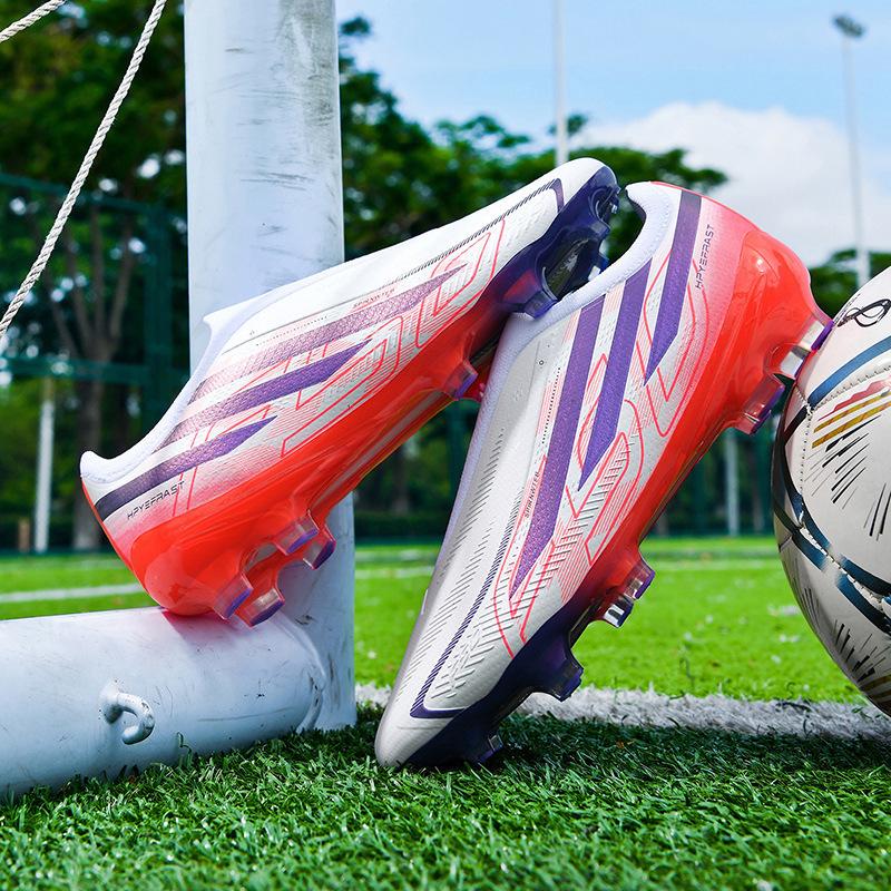 Niedrig geschnittene Unisex AG Stollen-Fußballschuhe für den Wettkampf - Für den Einsatz auf Naturrasen im Freien