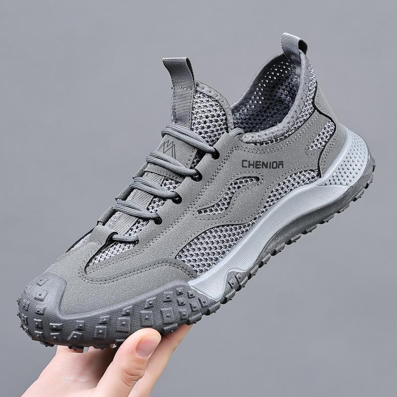 New Men's Summer Single Mesh Breathable Mesh Shoes Outdoor Hollow Sports Shoes Non-slip and Wear-resistant Fashion Casual Men's Shoes