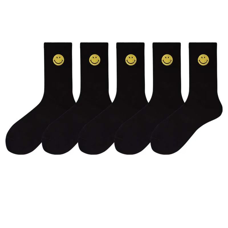 Einfarbige, mittellange Socken mit frischem, lächelndem Gesichtsmuster, schlichtem Design, bequem und atmungsaktiv.