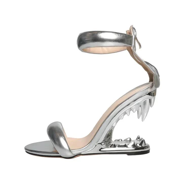 Fashion Brand Gold Strange Tiger Teeth Slope Heel Sandals  New Women's Back Zipper Simple Dress Banquet Designer Women Shoes Size 34-44