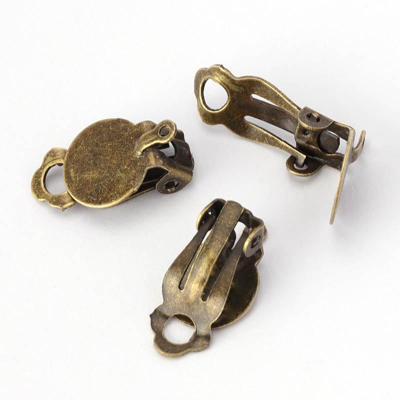 50pcs Ear Clips Earrings Gold Silver Plated Iron Blank Setting Base Fit 10mm Glass Cabochons DIY Jewelry Making Components