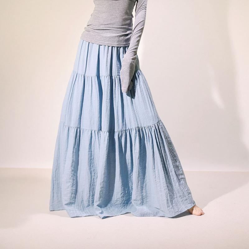 Women’s Summer Boho Skirts Flowy Swing Tiered A-Line Maxi Skirt Trendy Elastic Waist Pleated Long Beach Skirt Pleated Ruffle Long Skirts for Women