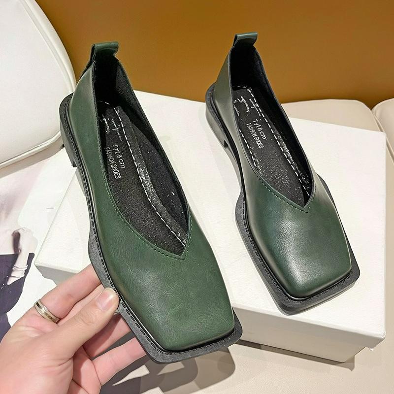 Xiaoxiangfeng Low-heeled Single Shoes Women s Pedal Scoop Shoes Square Toe Soft-soled Women s Shoes Spring and Autumn Peas Shoes EU34CN35 1830₽