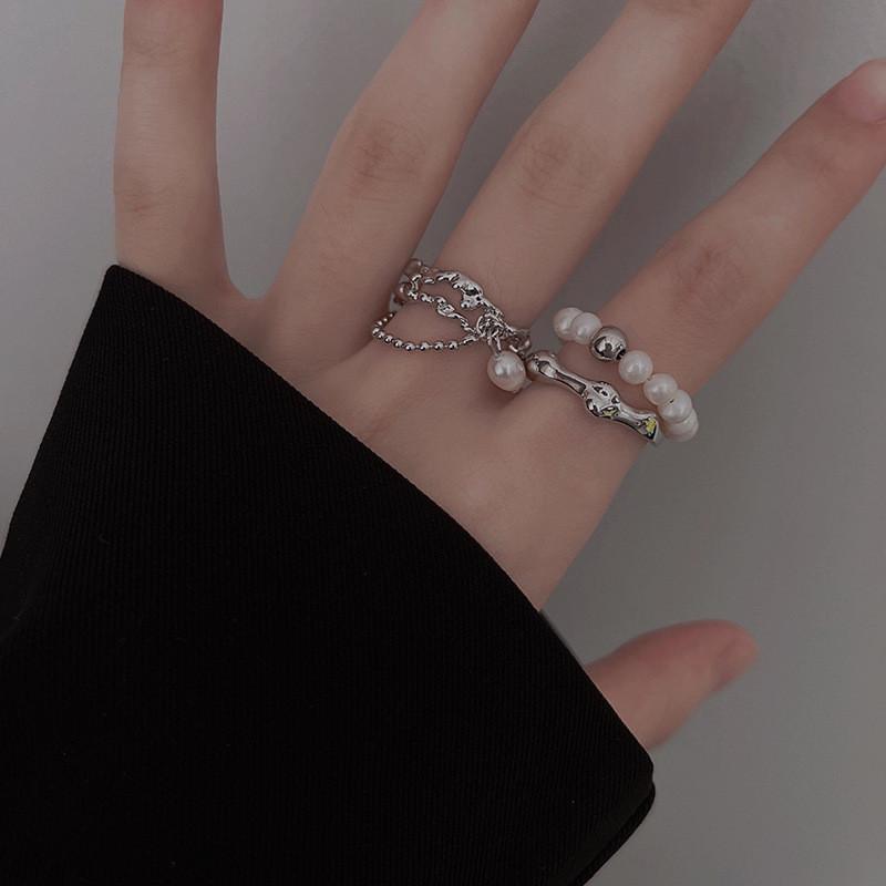 Fashionforward Adjustable Pearl Chain Tassel Ring For Women In Modern Vintage Design