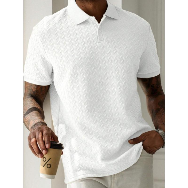 Men's plain-coloured polo shirt with a turn-down collar, front buttons and short sleeves – a casual, everyday T-shirt