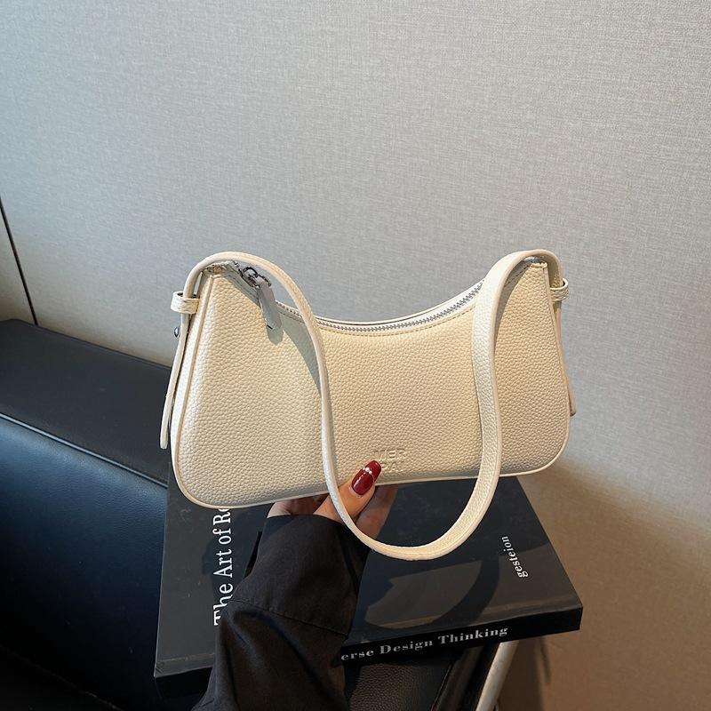 Premium Underarm Bag Women's New Fashionable Versatile Portable Shoulder Bag Simple Commuter Baguette Bag