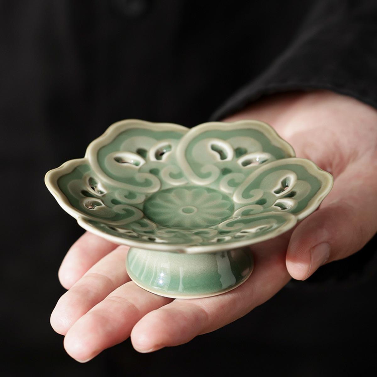 

Селадоновая чашка на высокой ножке из печи Юэ, подставка, теплоизоляционная подкладка, аксессуар для китайского керамического чайного сервиза, ручная работа