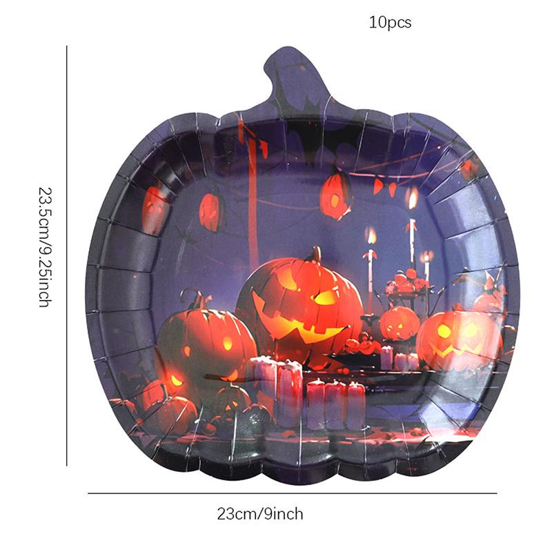 Zestaw zastawy stołowej na imprezę tematyczną Halloween: Obrus dyniowy, Talerzyki i kubki jednorazowe