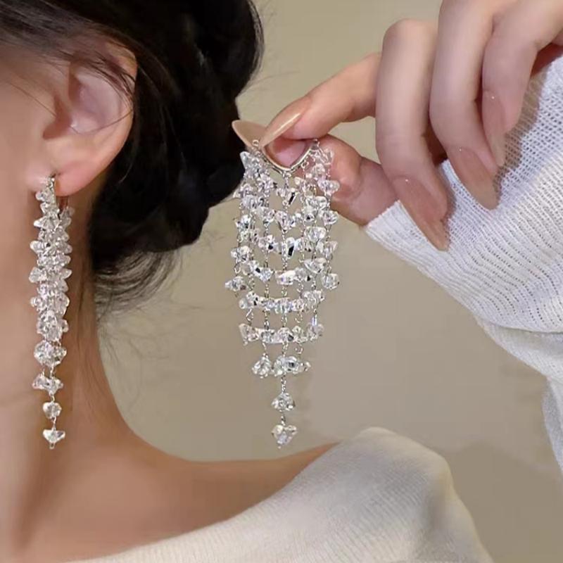 2024 Высококлассные Роскошные Серьги-гвоздики с цветочным дизайном для женщин - Нишевый дизайн