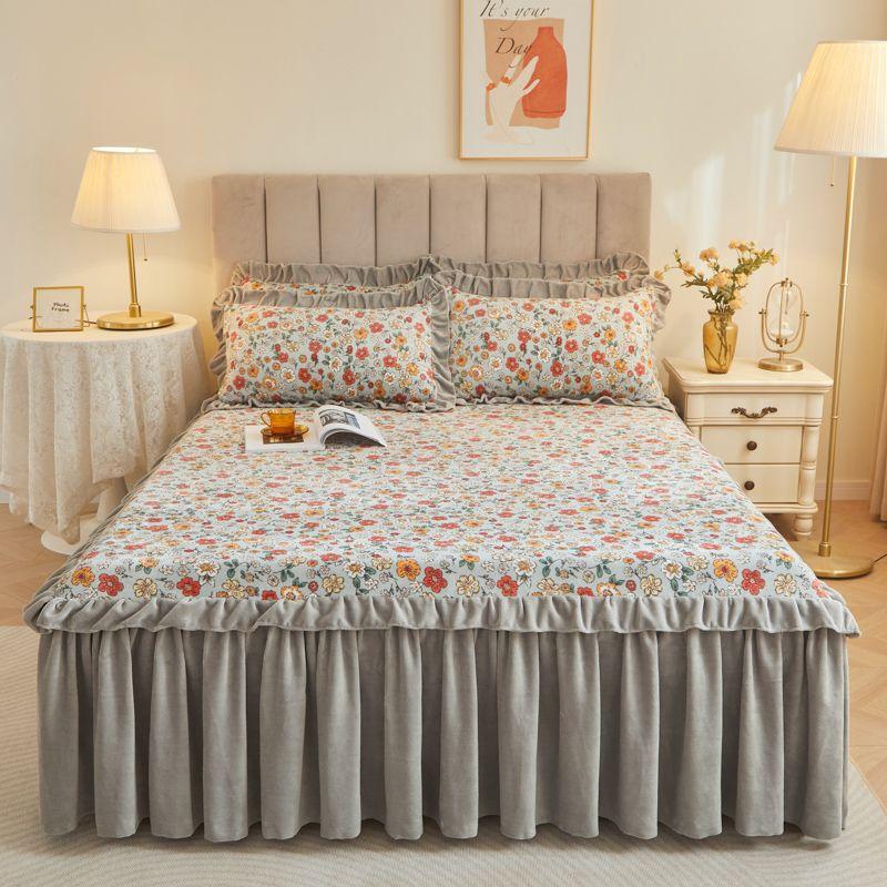 3 stücke Kleine Blumenmuster Plüsch Bett Rock Winter Dicke Volant Rand Tagesdecke Matratze Schutzhülle Anti Slip Bettlaken